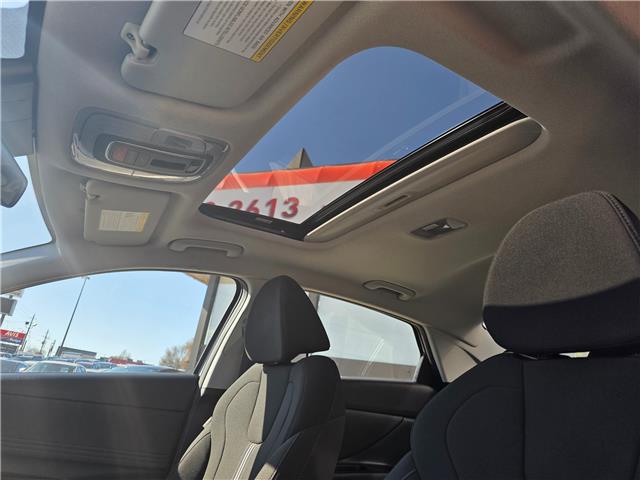 2023 Hyundai Elantra Preferred w/Tech Package (Stk: 2604146) in Waterloo - Image 13 of 26