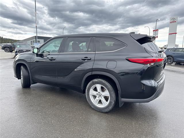 2022 Toyota Highlander LE (Stk: S128060A) in Cranbrook - Image 3 of 19