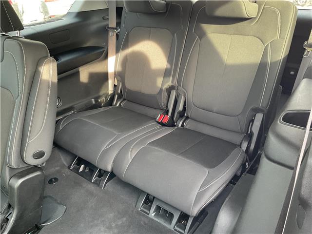 2023 Jeep Grand Cherokee L Laredo (Stk: 260099) in Ottawa - Image 16 of 36