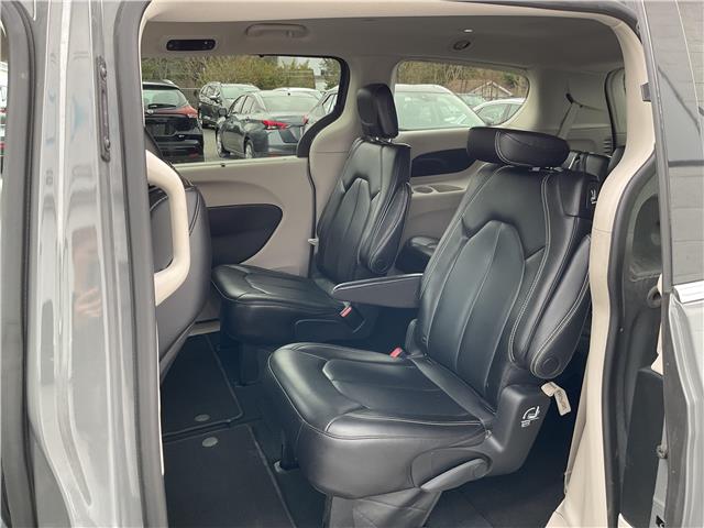 2023 Chrysler Pacifica Touring-L (Stk: 260400) in Ottawa - Image 10 of 16