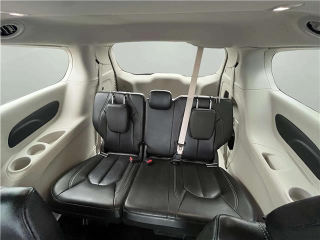 2023 Chrysler Pacifica Touring-L (Stk: UPN205) in Cold Lake - Image 17 of 25