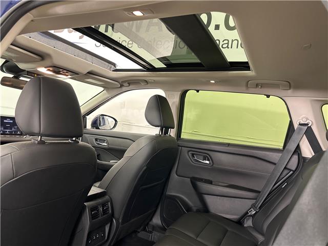 2024 Nissan Rogue SV Moonroof (Stk: 43887J) in Belleville - Image 8 of 32