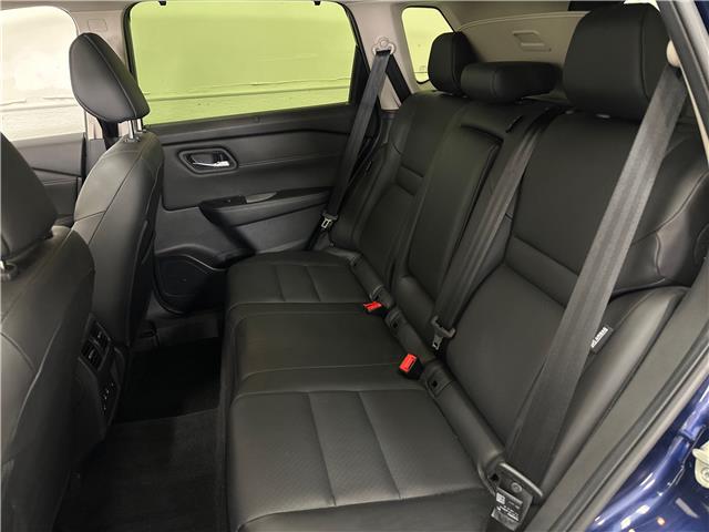 2024 Nissan Rogue SV Moonroof (Stk: 43887J) in Belleville - Image 7 of 32