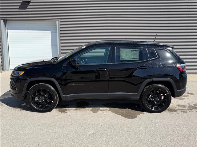 2026 Jeep Compass North (Stk: 26177) in London - Image 3 of 26