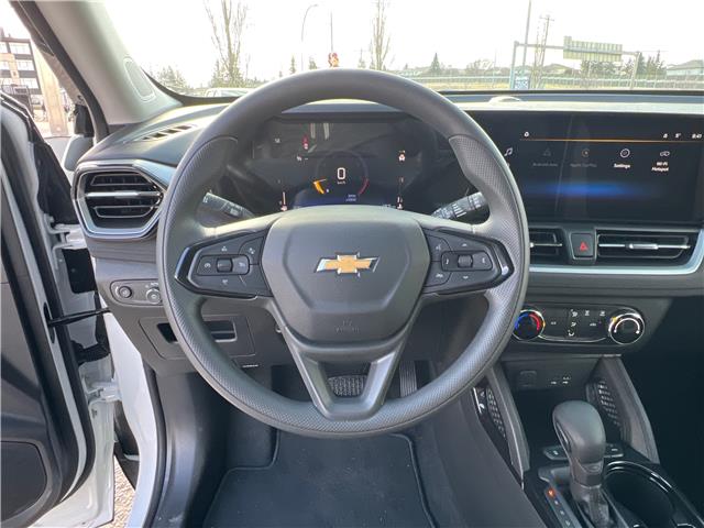2026 Chevrolet TrailBlazer LS (Stk: TB020902) in Calgary - Image 13 of 20