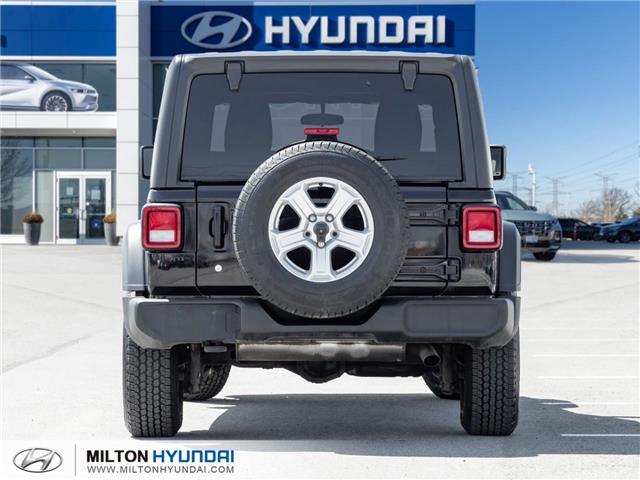 2018 Jeep Wrangler Unlimited Sport (Stk: 102983) in Milton - Image 6 of 24