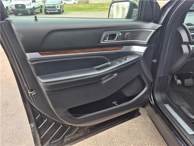 2019 Ford Explorer Limited (Stk: -) in Sussex - Image 9 of 12