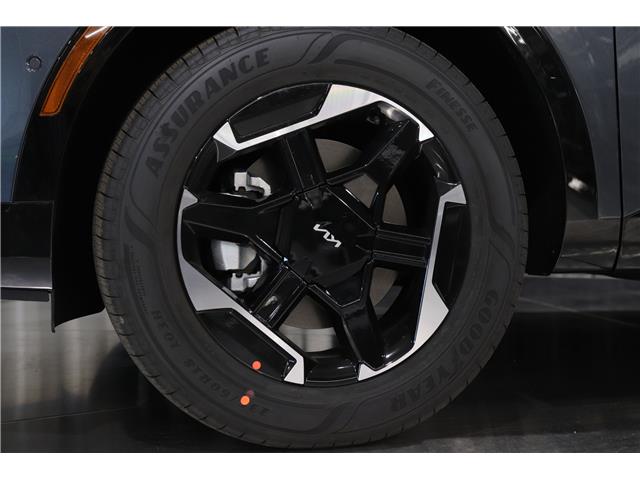 2026 Kia Sportage Hybrid SX w/Black Interior (Stk: 27139) in Edmonton - Image 12 of 32