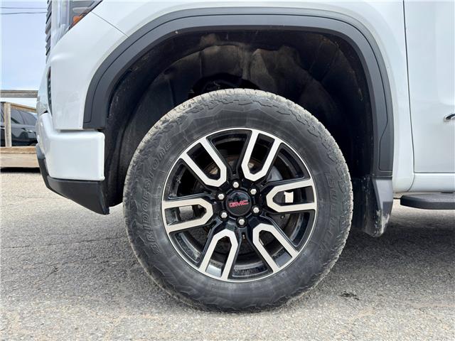 2025 GMC Sierra 1500 AT4 (Stk: 208048U) in PORT PERRY - Image 13 of 50