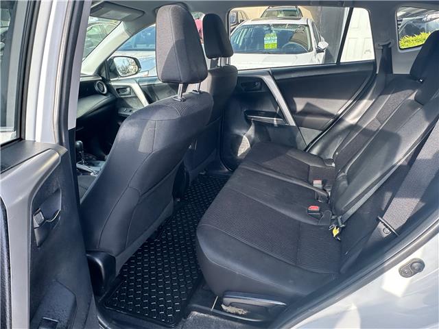 2016 Toyota RAV4 LE (Stk: T455017) in Scarborough - Image 10 of 14