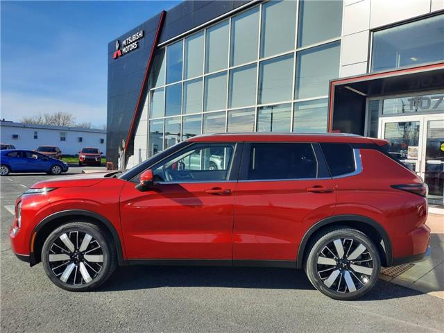 2026 Mitsubishi Outlander SEL (Stk: M884) in Cornwall - Image 3 of 4