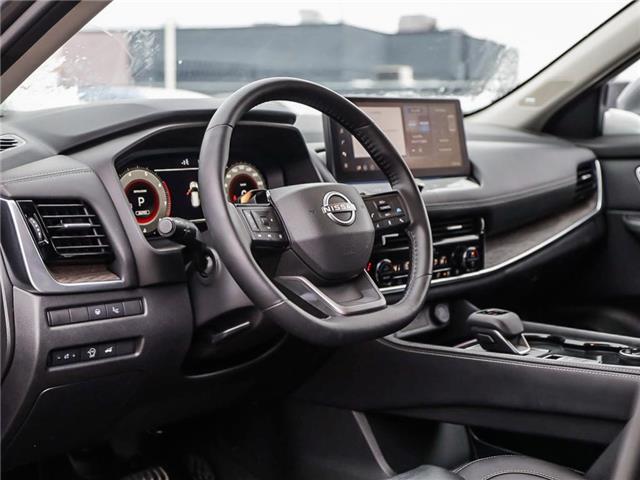 2025 Nissan Rogue Platinum (Stk: 32410) in London - Image 13 of 27