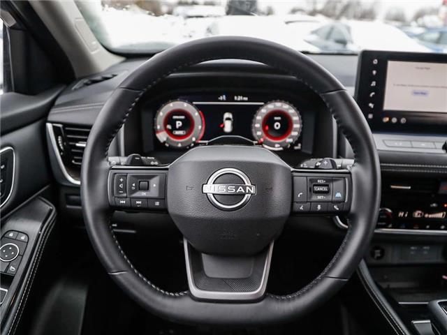 2025 Nissan Rogue Platinum (Stk: 32410) in London - Image 14 of 27