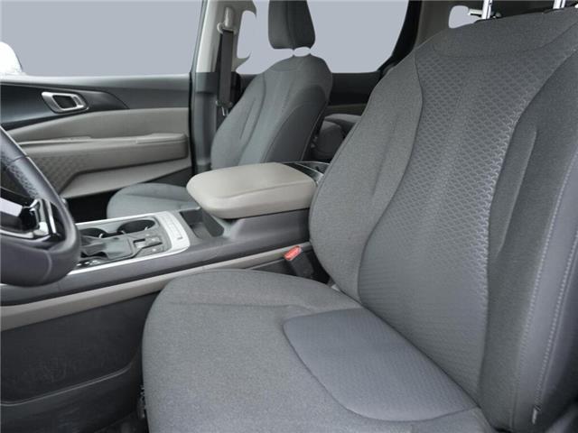 2025 Kia Carnival LX + | POWER DOORS | POWER LIFT GATE (Stk: U3258) in Grimsby - Image 13 of 19