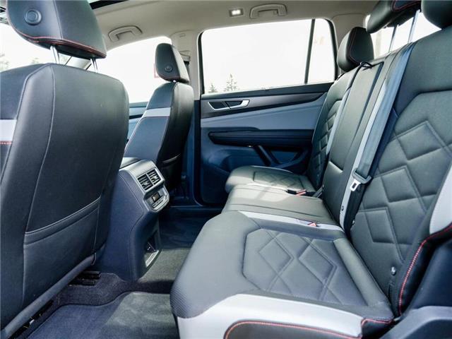 2025 Volkswagen Atlas Peak Edition | PANO ROOF | LEATHER | AWD (Stk: U3197A) in Grimsby - Image 8 of 19