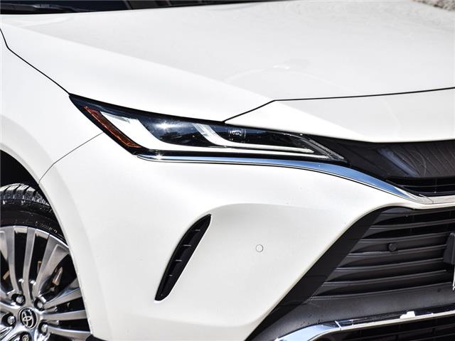 2022 Toyota Venza XLE (Stk: P9709) in Toronto - Image 2 of 28