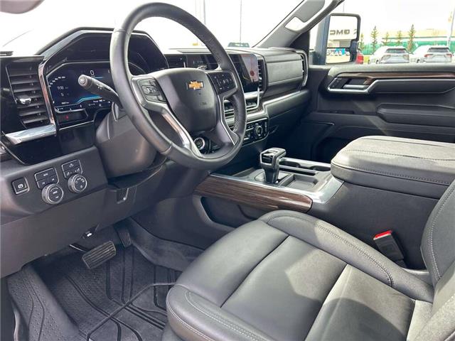 2025 Chevrolet Silverado 1500 LT (Stk: UC1987) in High River - Image 9 of 19