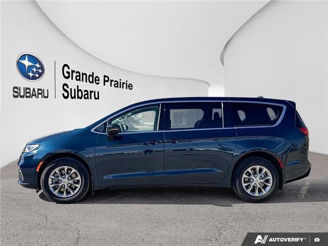 2024 Chrysler Pacifica Touring-L (Stk: 25FOR2220A) in Grande Prairie - Image 2 of 26
