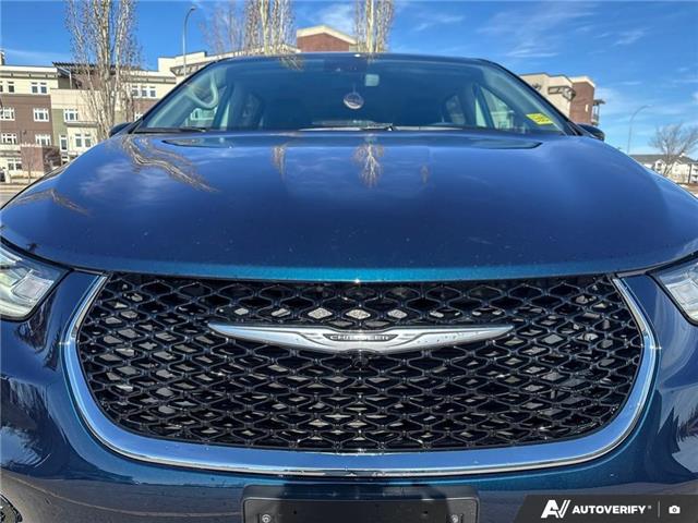 2024 Chrysler Pacifica Touring-L (Stk: 25FOR2220A) in Grande Prairie - Image 11 of 26