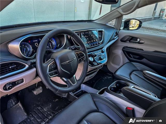 2024 Chrysler Pacifica Touring-L (Stk: 25FOR2220A) in Grande Prairie - Image 14 of 26