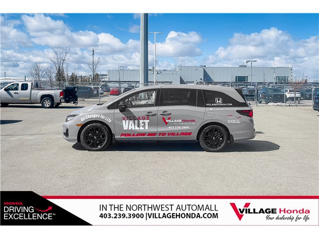 2026 Honda Odyssey Black Edition (Stk: VR0432SS) in Calgary - Image 3 of 5