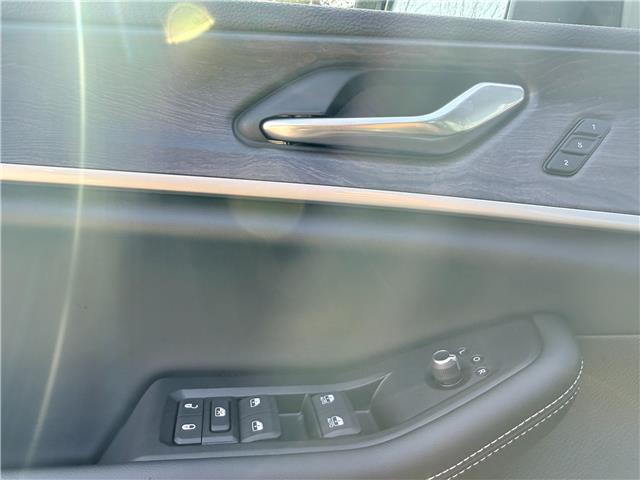 2025 Jeep Grand Cherokee L Limited (Stk: 16135A) in Newmarket - Image 4 of 50