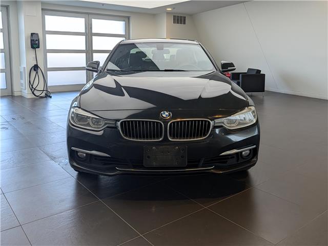2017 BMW 330i xDrive (Stk: 184916A) in Oakville - Image 6 of 13 2017 BMW 330i xDrive (Stk: 184916A) in Oakville - Image 6 of 13