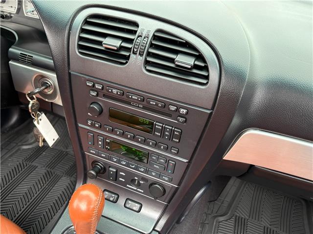 2003 Ford Thunderbird Base (Stk: A-106256) in Moncton - Image 17 of 20 2003 Ford Thunderbird Base (Stk: A-106256) in Moncton - Image 17 of 20