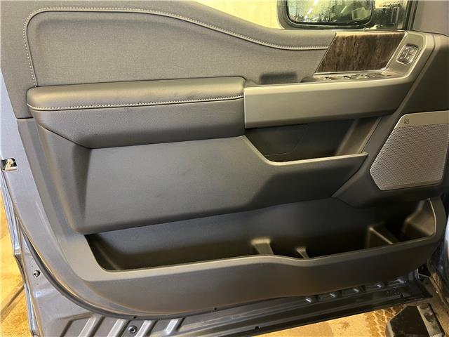 2026 Ford F-350 Lariat (Stk: 26LT47) in St.Paul - Image 3 of 10