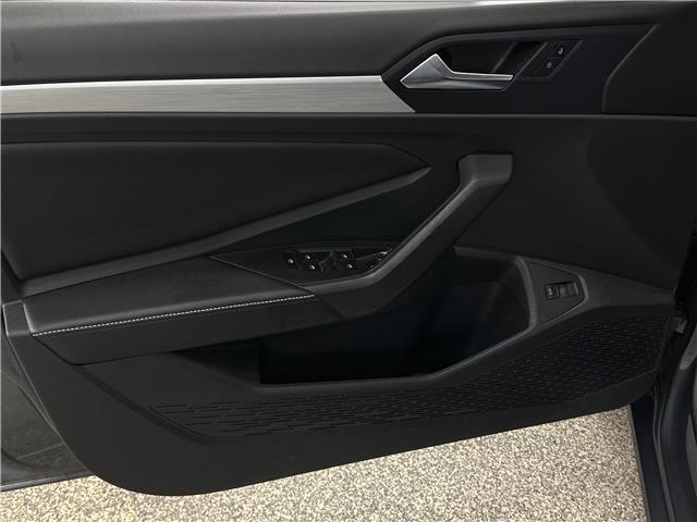 2025 Volkswagen Jetta Trendline (Stk: 43929J) in Belleville - Image 13 of 29