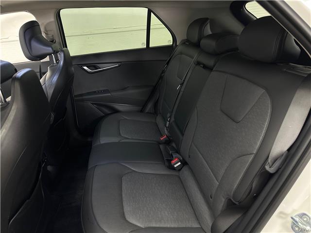 2025 Kia Niro EV Wave w/Snow White Pearl & Grey Exterior (Stk: 43895J) in Belleville - Image 7 of 35 2025 Kia Niro EV Wave w/Snow White Pearl & Grey Exterior (Stk: 43895J) in Belleville - Image 7 of 35