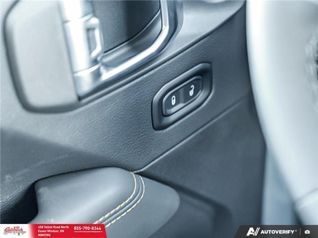 2026 Jeep Wrangler Sahara (Stk: 26137) in Essex-Windsor - Image 17 of 27