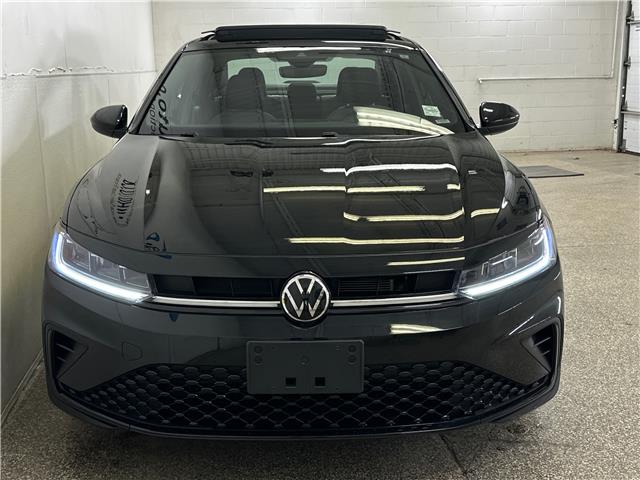 2025 Volkswagen Jetta Comfortline (Stk: 43928J) in Belleville - Image 2 of 31