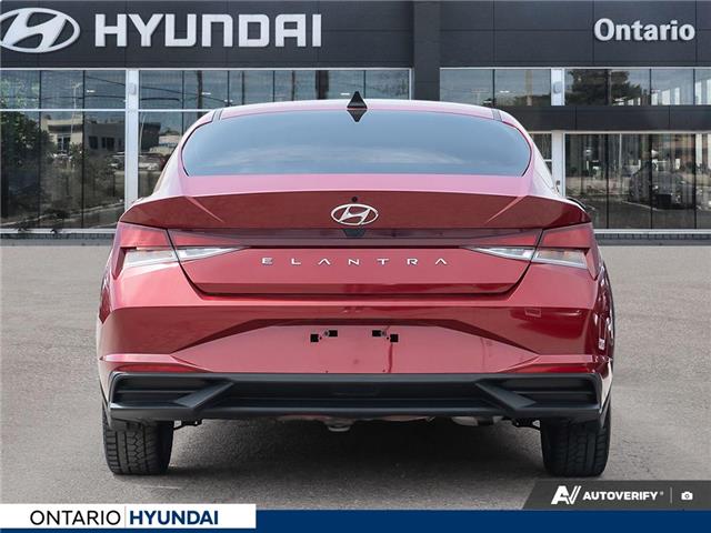 2022 Hyundai Elantra Preferred w/Sun & Tech Pkg (Stk: 7-1118A) in Whitby - Image 5 of 28