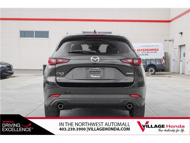2022 Mazda CX-5 Kuro Edition (Stk: B9051A) in Calgary - Image 8 of 28