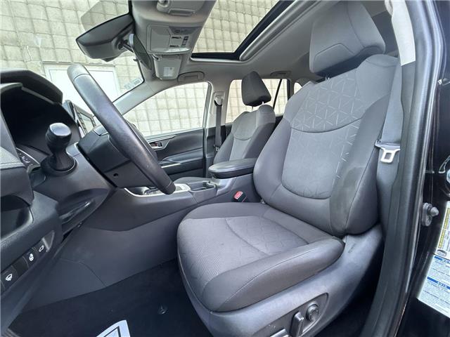 2021 Toyota RAV4 Hybrid XLE (Stk: 10120797A) in Markham - Image 11 of 31