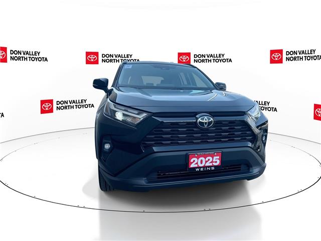 2025 Toyota RAV4 XLE (Stk: 10120646A) in Markham - Image 3 of 32