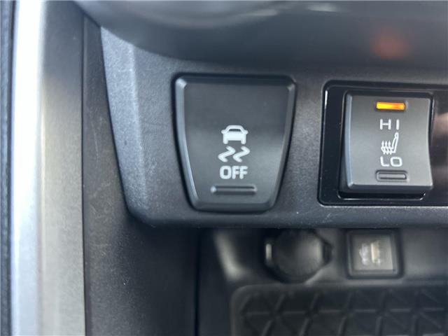 2025 Toyota RAV4 XLE (Stk: 10120646A) in Markham - Image 25 of 32