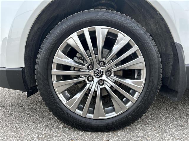 2023 Toyota Venza XLE (Stk: 10U6599) in Markham - Image 10 of 30