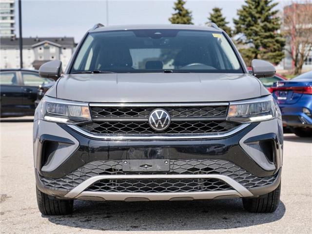2024 Volkswagen Taos Comfortline | PANO ROOF | CAR PLAY (Stk: U3274) in Grimsby - Image 2 of 20