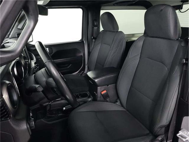 2022 Jeep Wrangler Sport (Stk: B20973) in Calgary - Image 11 of 17