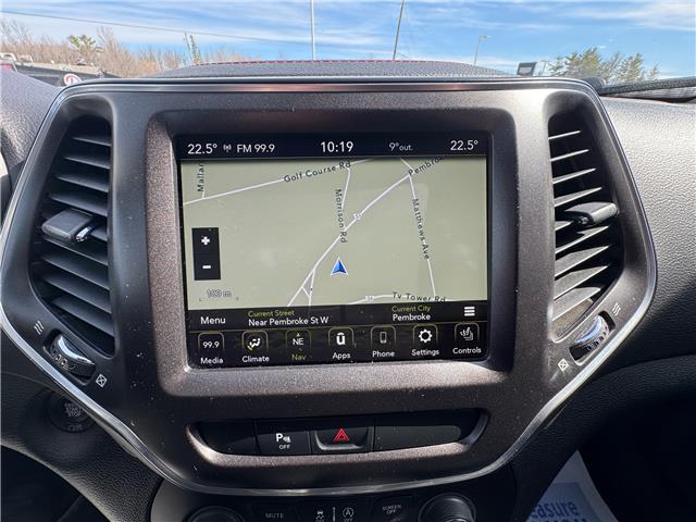 2019 Jeep Cherokee Trailhawk (Stk: P7638-1) in Pembroke - Image 19 of 22