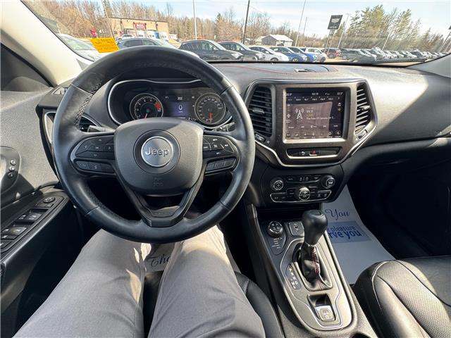 2019 Jeep Cherokee Trailhawk (Stk: P7638-1) in Pembroke - Image 17 of 22