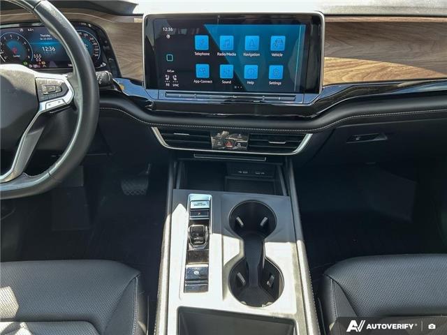 2024 Volkswagen Atlas 2.0 TSI Comfortline (Stk: KT-105A) in Okotoks - Image 16 of 22