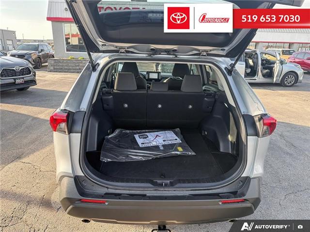 2021 Toyota RAV4 Hybrid LE (Stk: 2604051) in Cambridge - Image 11 of 24