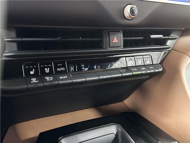 2026 Toyota Crown Signia Limited (Stk: 11105984) in Markham - Image 20 of 24