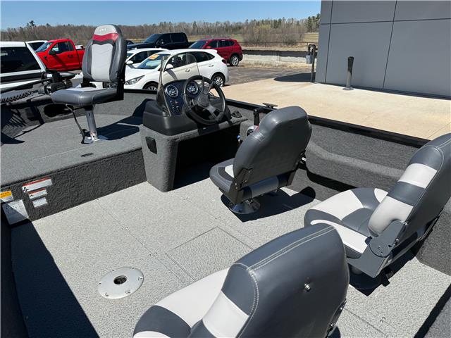 2018 Lowe 60 EZ PT 4-STROKE (Stk: 24841) in Pembroke - Image 11 of 14 2018 Lowe 60 EZ PT 4-STROKE (Stk: 24841) in Pembroke - Image 11 of 14