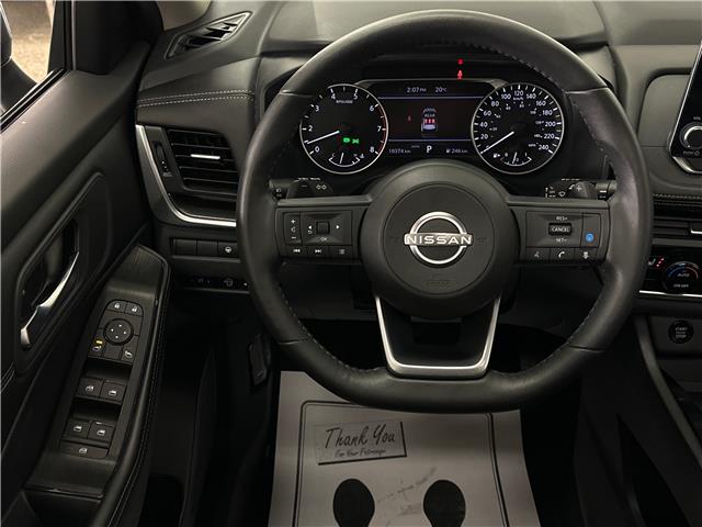 2024 Nissan Rogue SV Moonroof (Stk: 43933J) in Belleville - Image 10 of 31