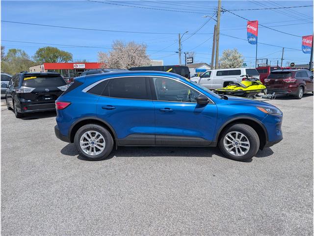 2022 Ford Escape SE (Stk: B1932) in Sarnia - Image 4 of 23 2022 Ford Escape SE (Stk: B1932) in Sarnia - Image 4 of 23