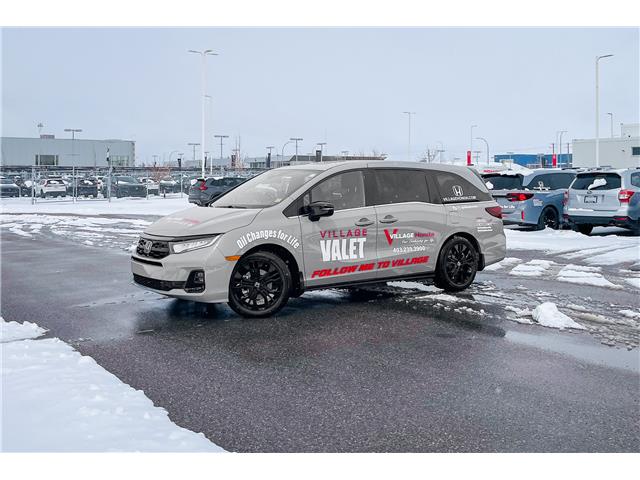 2026 Honda Odyssey Black Edition (Stk: VR0456SS) in Calgary - Image 2 of 5